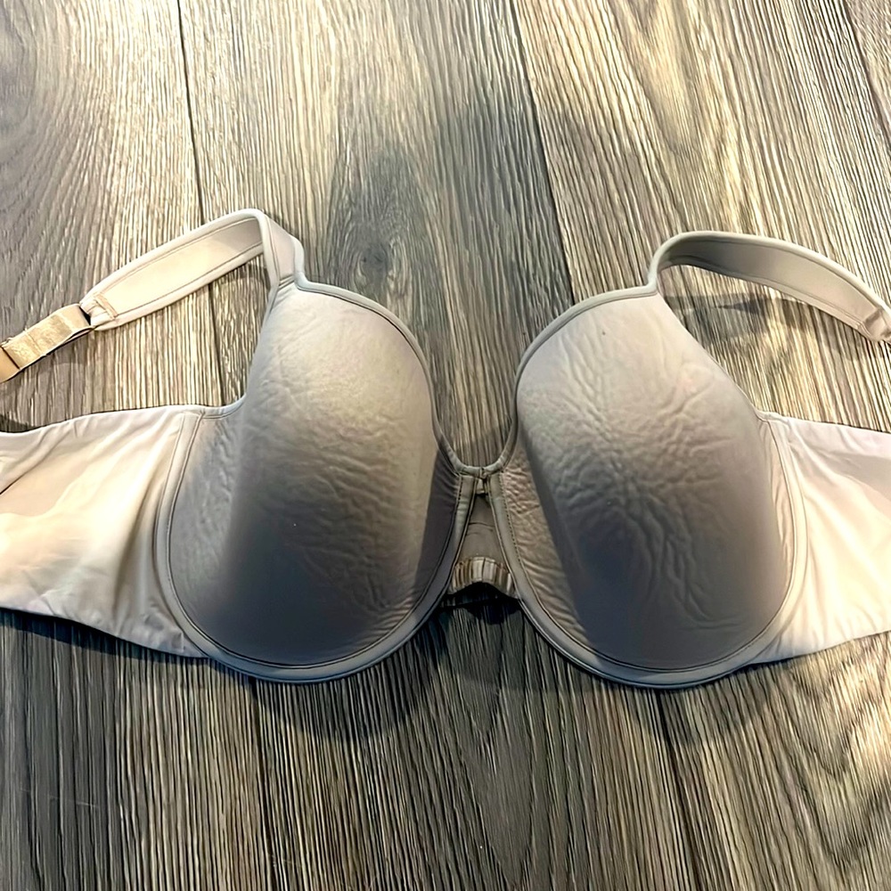36 F nude bra is fair condition.